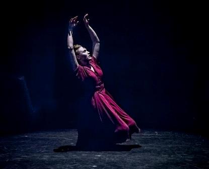 Elise May, 'R & J' Act III. Photo: Chris Herzfeld, Camlight Productions 2012 web