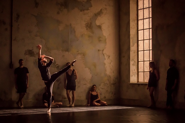 Sydney Dance Company's Frame of Mind featuring Cass Mortimer Eipper, 2015. Photo: © Peter Greig