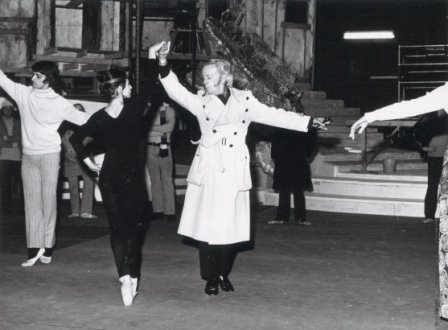 Lucette Aldous and Robert Helpmann in rehearsal for the film, 'Don Quixote', the Australian Ballet 1972. Photo: Don Edwards