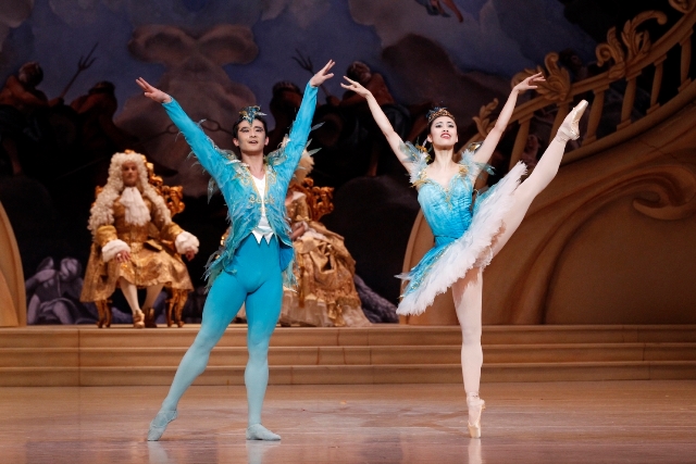 Chengwu Guo and Ako Kondo in 'The Sleeping Beauty'. The Australian Ballet, 2015. Photo Jeff Busby