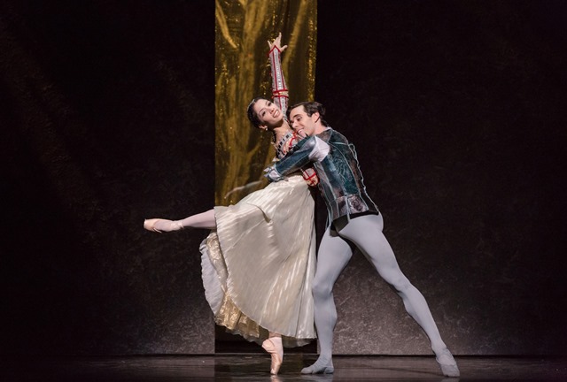 Dancers of Houston Ballet in Stanton Welch's 'Romeo and Juliet'. Photo Amitava Sarkar