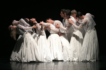 Dancers of Royal New Zealand ballet in 'Milagros'. Photo: Bill Cooper