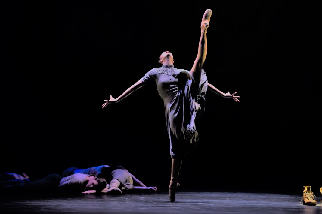 Clare Morehen in Natalie Weir's We who are left. Queensland Ballet, 2016. Photo: © David Kelly