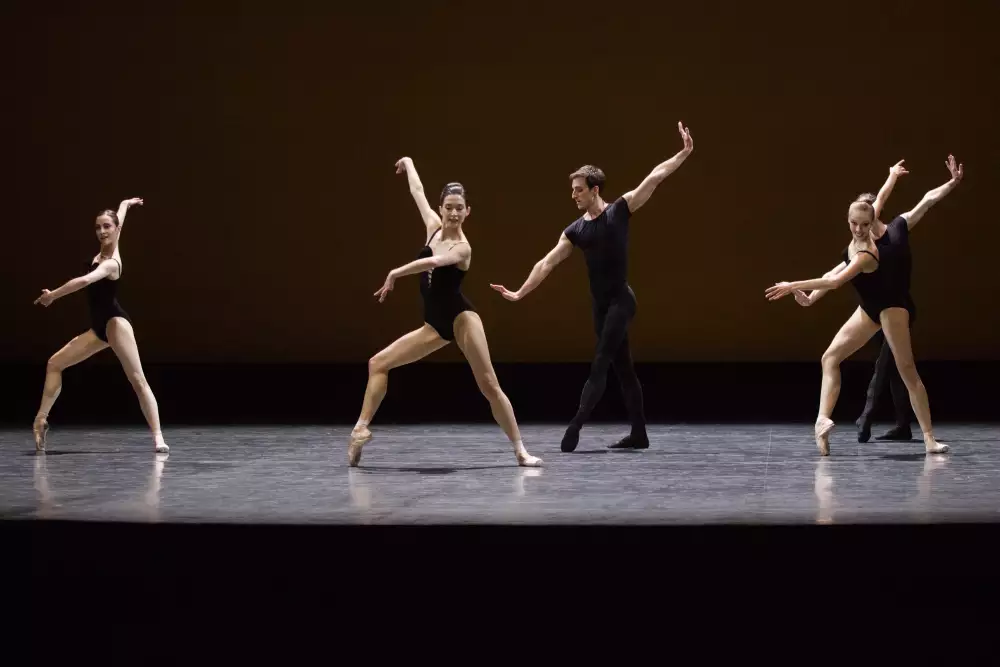Artists of Paris Opera Ballet in 'Herman Schmerman'. Photo: © Ann Ray/Opera national de Paris