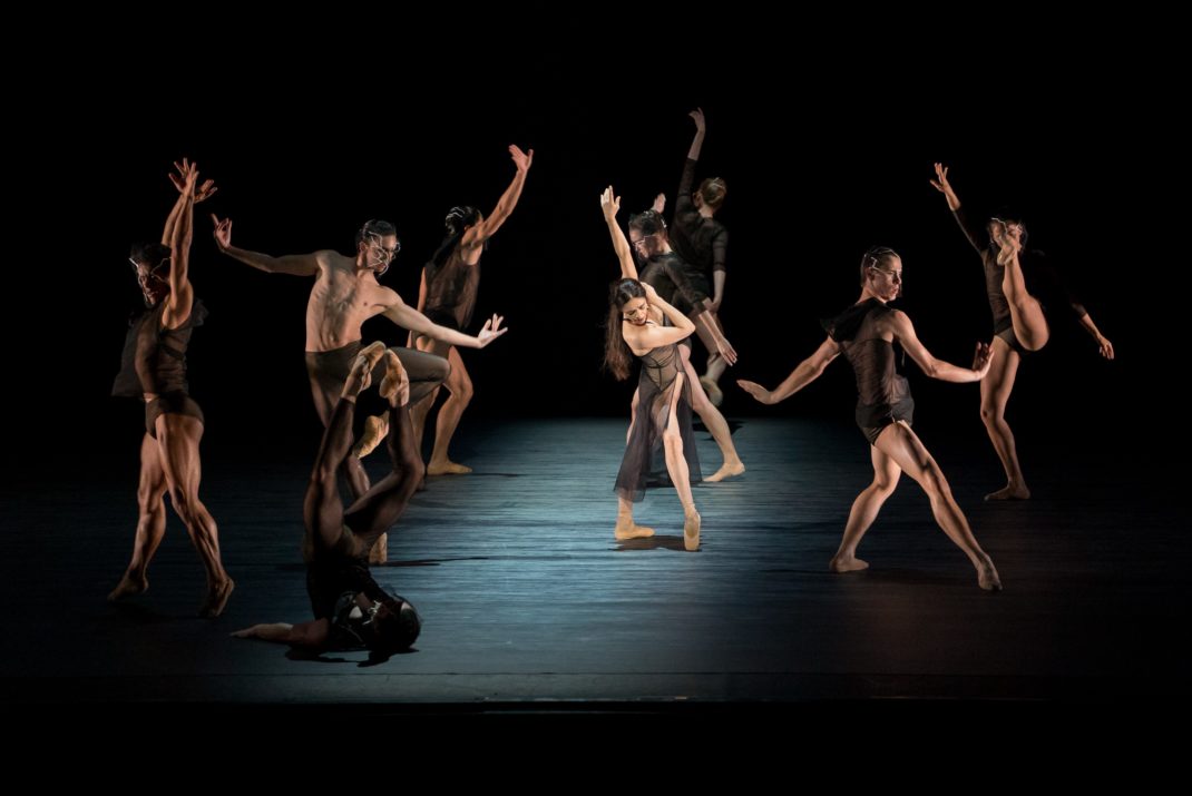 Alessandra Ferri and artists of the Royal Ballet in 'Woolf Works' Act III. Brisbane 2017. Photo: © Darren Thomas