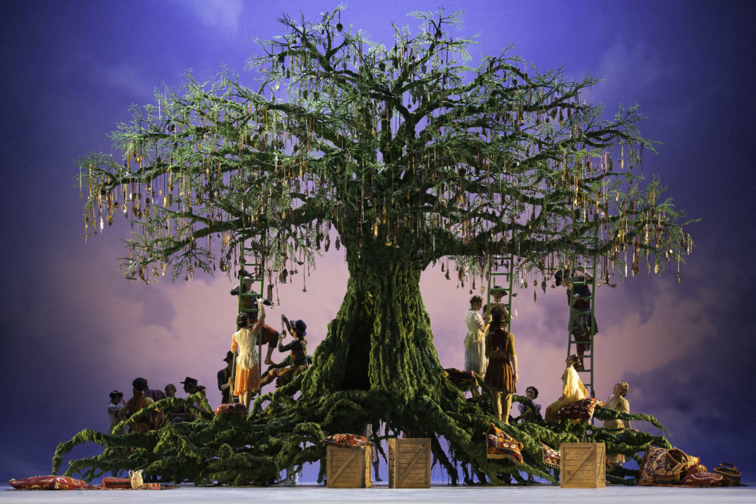 Set for Act II, 'The Winter's Tale' the Royal Ballet Photo : Johan Persson / ROH