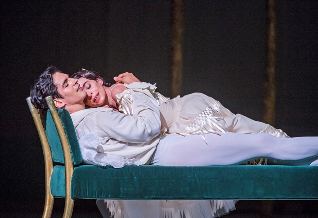 Alessandra Ferri and Federico Bonelli. in Marguerite and Armand. The Royal Ballet. © ROH, 2017. Photo: Tristram Kenton