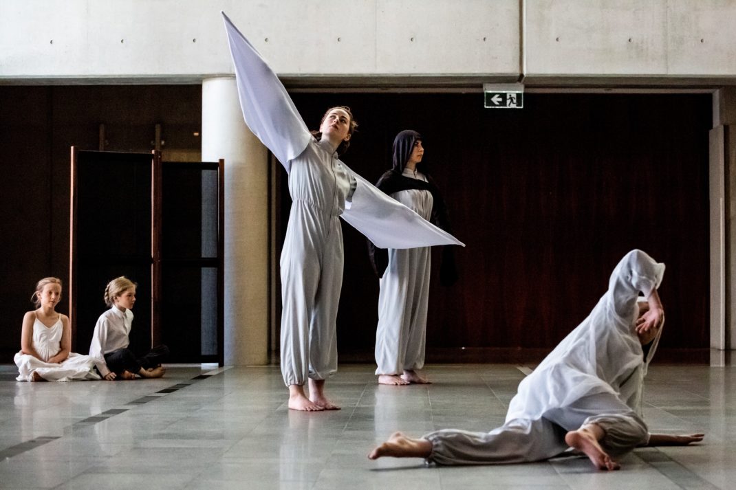 Strong and Brave, QL2 Dance, 2018. Photo: Lorna Sim