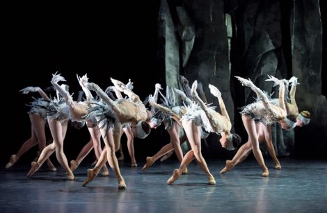 Dancers of the Monte Carlo Ballet in 'LAC', 2019. Photo: © Alice Blangero