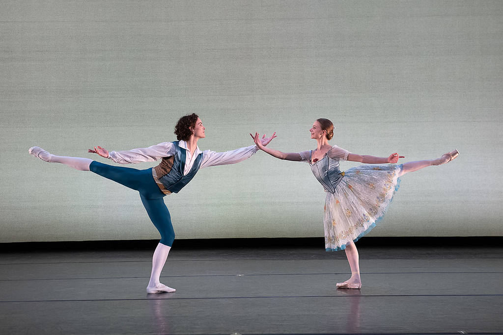 Andreas Kaas and Ida Praetorius in the pas de deux from The Kermesse in Bruges. Royal Danish Ballet, 2018. Photo: © Christopher Duggan