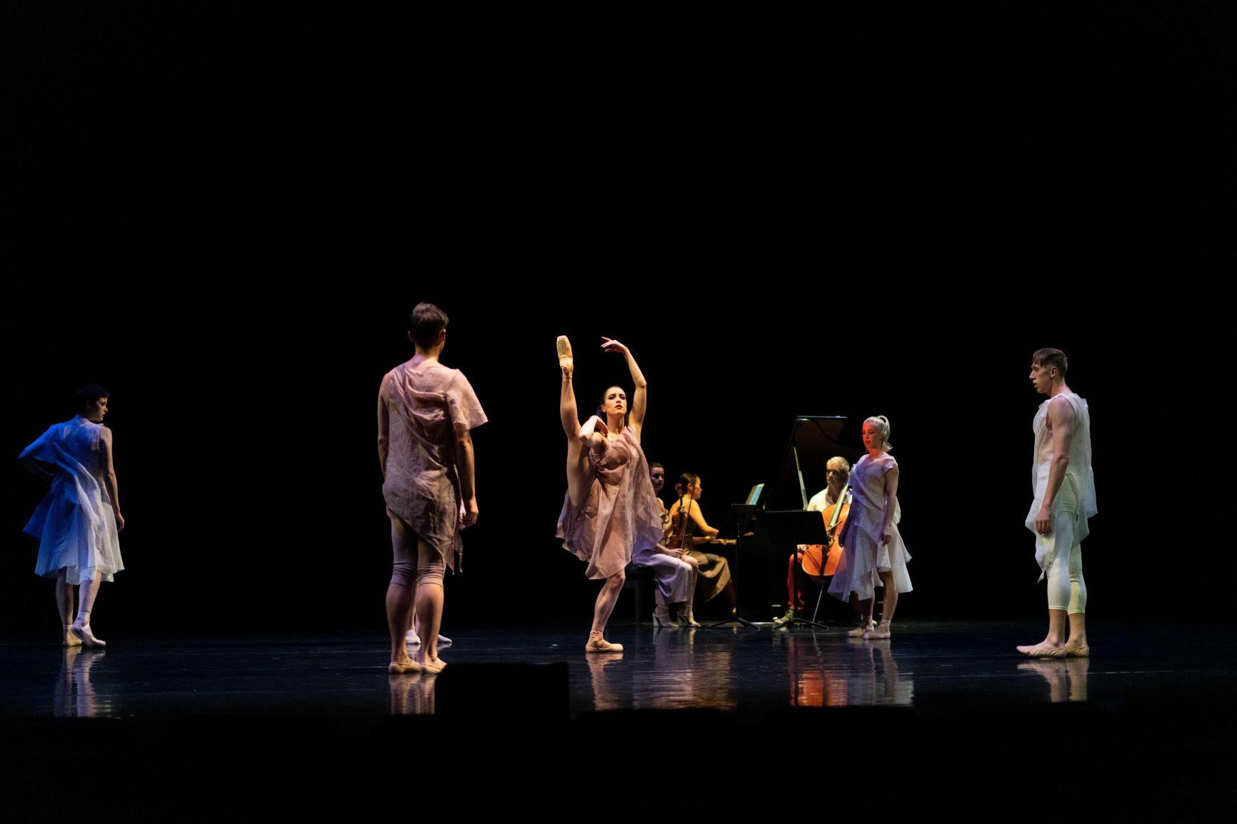 Subtle Dances Balletcollective Aotearoa With New Zealand Trio Michelle Potter